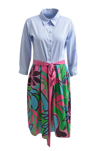 Dress with collar, placket, 1/1 sleeves, wide skirt and belt